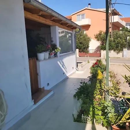 Appartement In With Terrace, Air Conditioning, Wi-fi, Dishwasher *